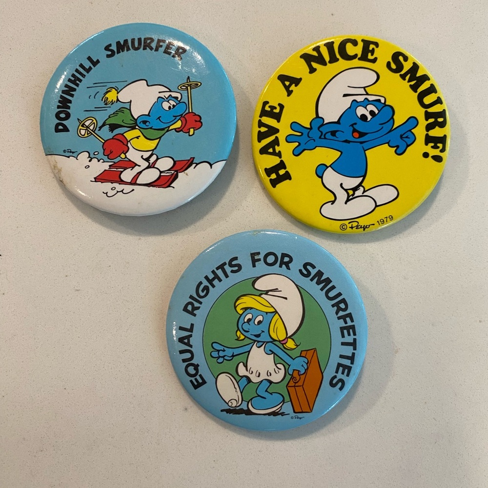 Smurf Collectible Button Set